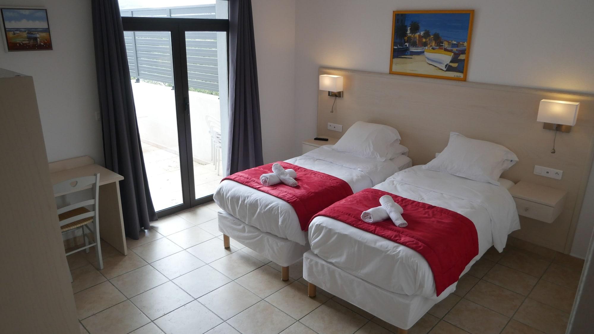 Corsica Hostel Porto-Vecchio, Partie Dortoirs Exterior foto